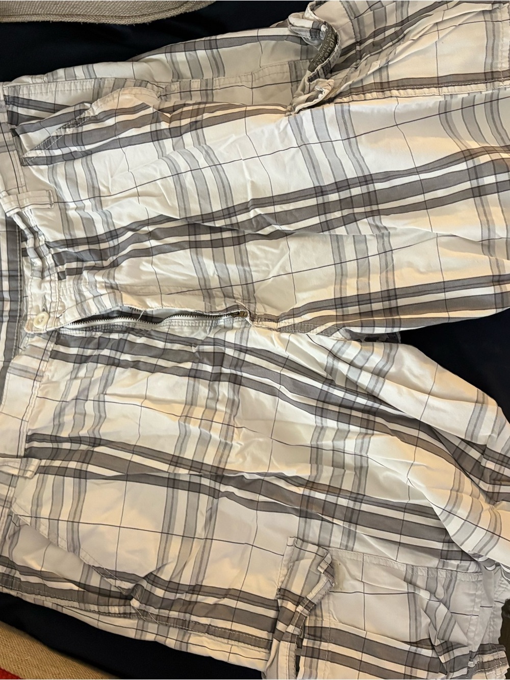 Wrangler White and Gray Plaid Men’s Cargo Shorts